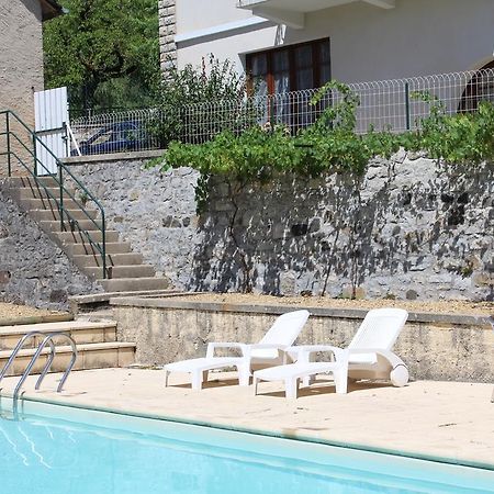 Chambres D'Hotes La Fontaine Espalion Exterior photo