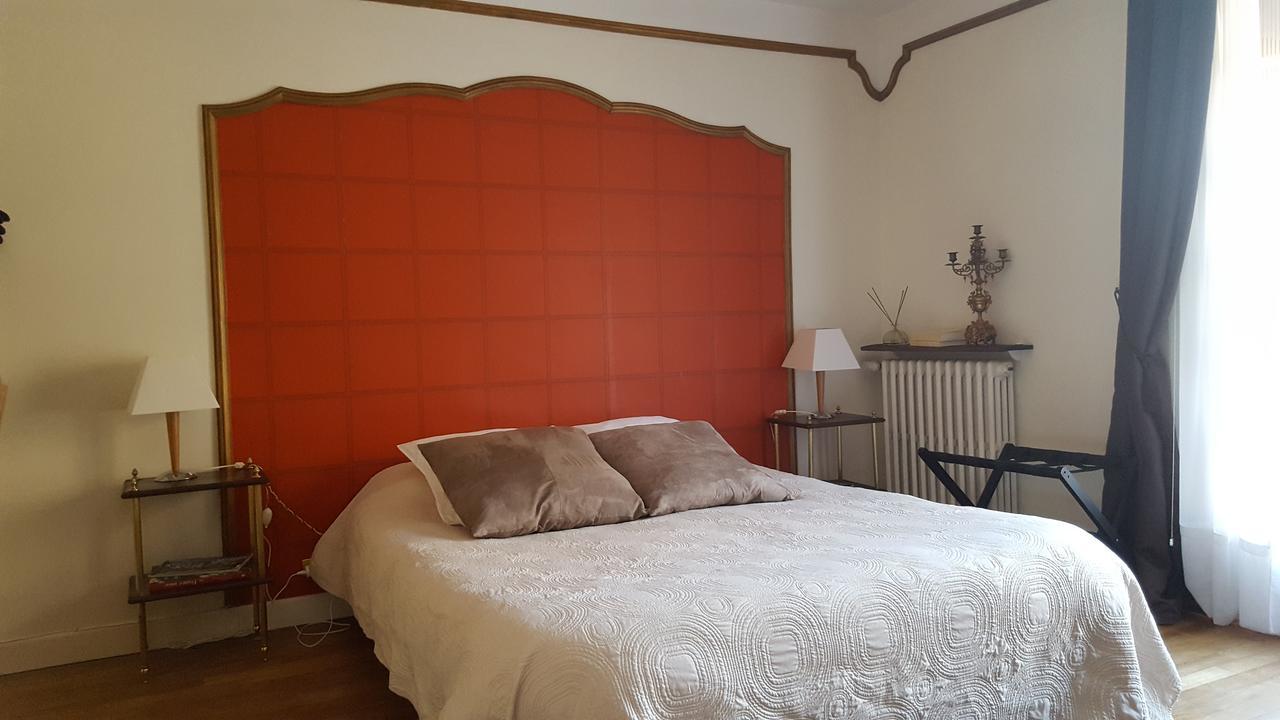 Chambres D'Hotes La Fontaine Espalion Exterior photo